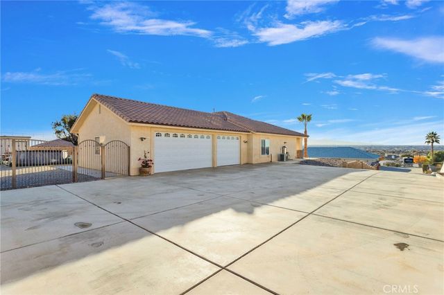 13519 Sunset, Apple Valley, CA 92308