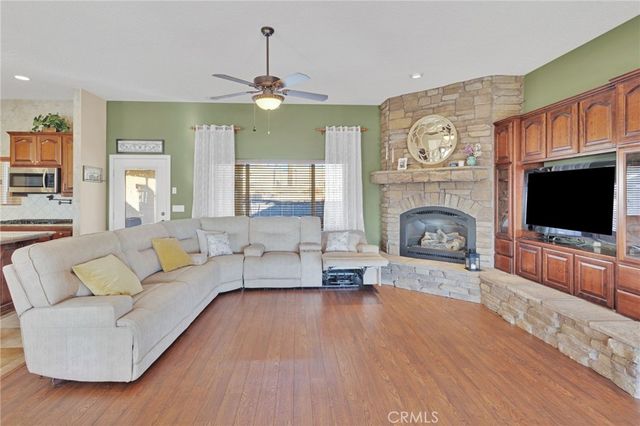 13519 Sunset, Apple Valley, CA 92308