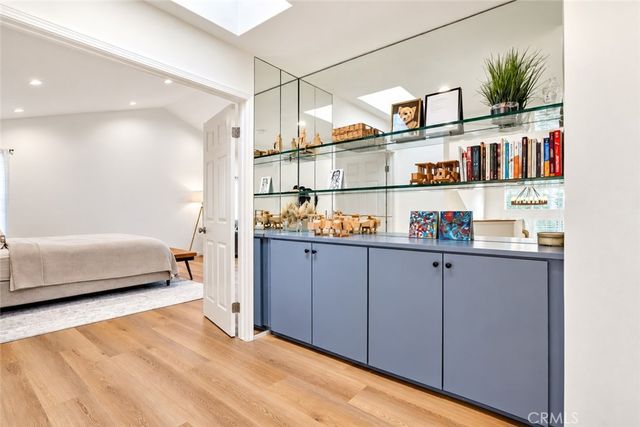 5038 Durant Court, Oak Park, CA 91377