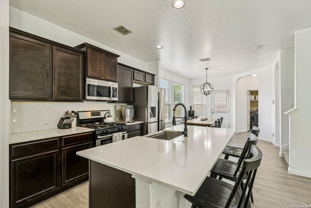 8335 Angelina Parke, San Antonio, TX 78254