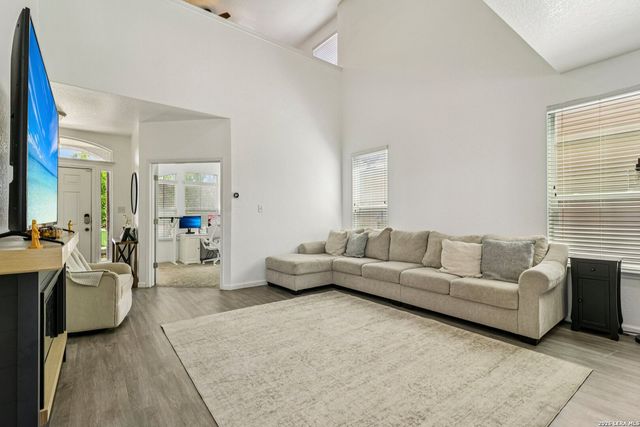 8335 Angelina Parke, San Antonio, TX 78254