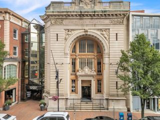1351 Main St, Springfield, MA 01103