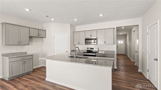 2928 Hoying Drive, Troy, OH 45373