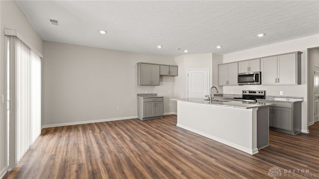 2928 Hoying Drive, Troy, OH 45373