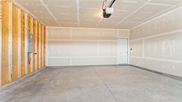 2928 Hoying Drive, Troy, OH 45373