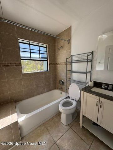 1300 Arlington Lane NE 131, Palm Bay, FL 32905