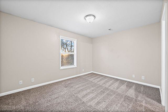 2809 Cobalt Dr, Clarksville, TN 37040