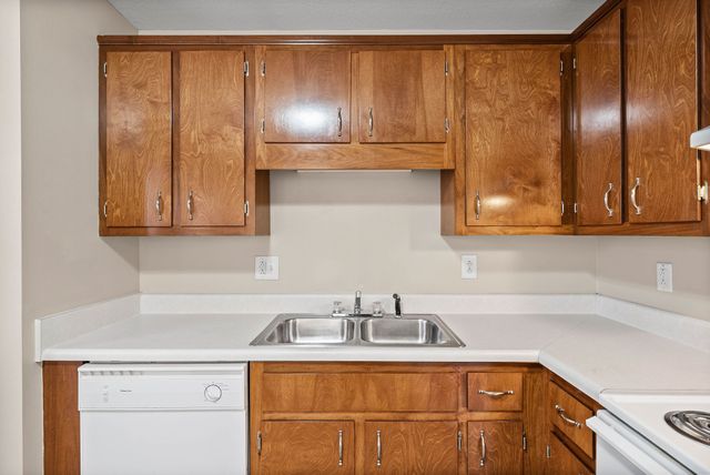 2809 Cobalt Dr, Clarksville, TN 37040