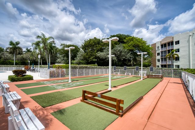 7904 Trent Drive 410, Tamarac, FL 33321
