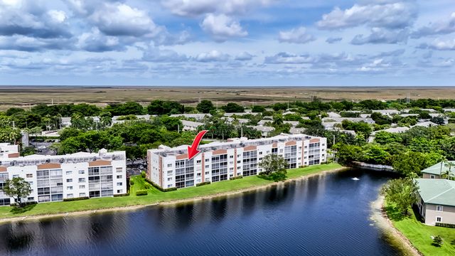 7904 Trent Drive 410, Tamarac, FL 33321