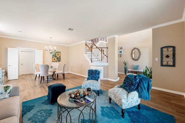 1207 Lakeway DR, Lakeway, TX 78734