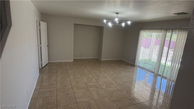 5835 Rainbow Trout Court, Las Vegas, NV 89113