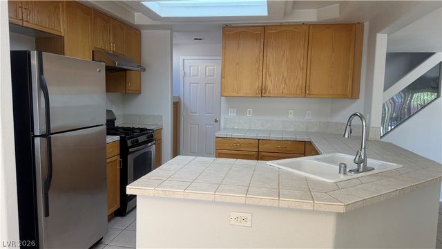 5835 Rainbow Trout Court, Las Vegas, NV 89113
