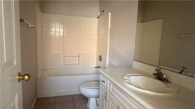 5835 Rainbow Trout Court, Las Vegas, NV 89113