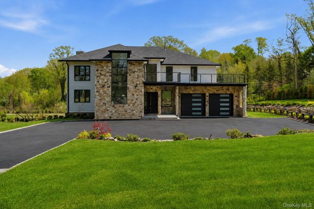 29 Soundview Lane, Sands Point, NY 11050