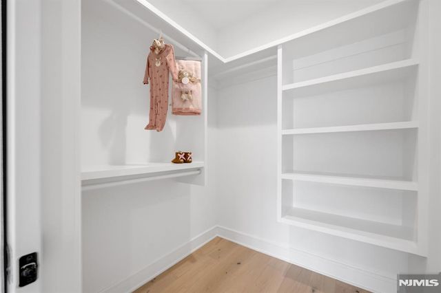 15 Feldman Court, Paramus, NJ 07652