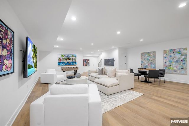 15 Feldman Court, Paramus, NJ 07652