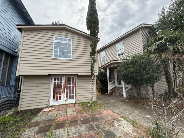 1150 King Street, Charleston, SC 29403