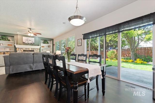 2616 E Salisbury Ct, Eagle, ID 83616