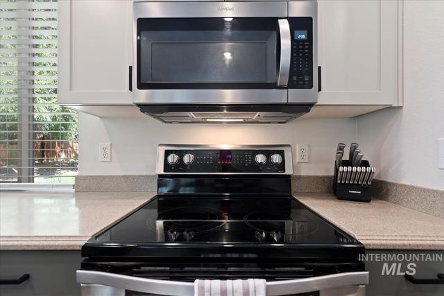 2616 E Salisbury Ct, Eagle, ID 83616