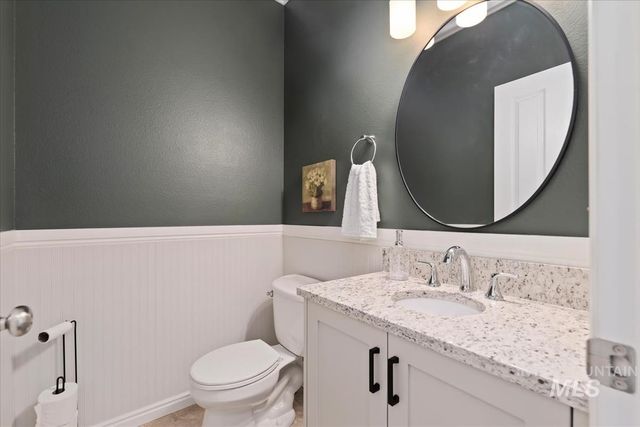 2616 E Salisbury Ct, Eagle, ID 83616