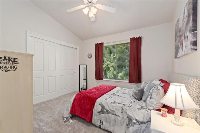 2616 E Salisbury Ct, Eagle, ID 83616