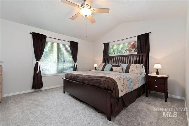 2616 E Salisbury Ct, Eagle, ID 83616