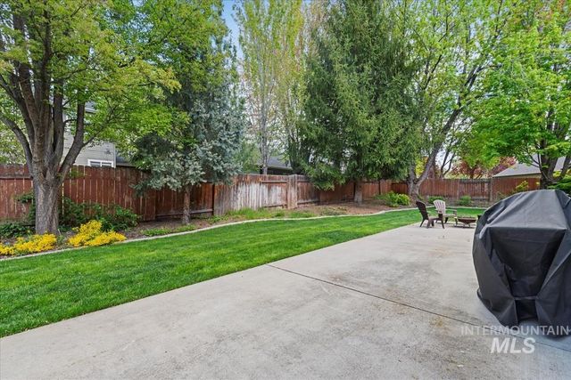 2616 E Salisbury Ct, Eagle, ID 83616