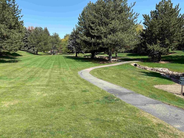 2616 E Salisbury Ct, Eagle, ID 83616