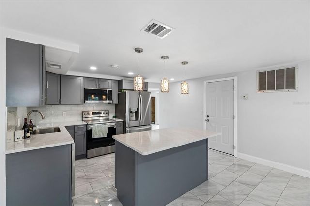 4234 FLORAMAR TERRACE, New Port Richey, FL 34652