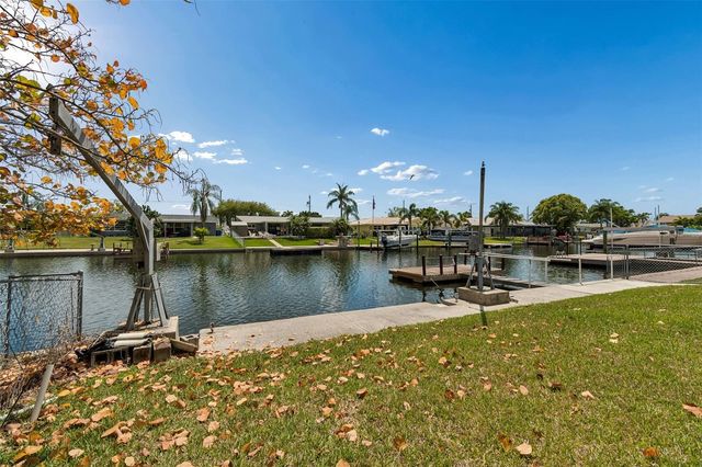 4234 FLORAMAR TERRACE, New Port Richey, FL 34652