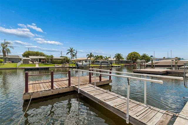 4234 FLORAMAR TERRACE, New Port Richey, FL 34652