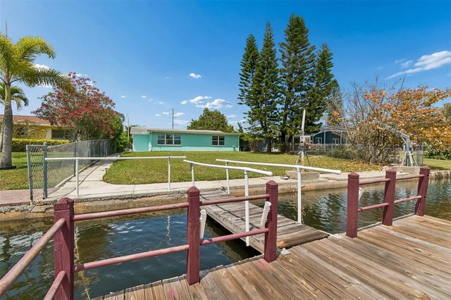 4234 FLORAMAR TERRACE, New Port Richey, FL 34652