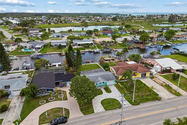 4234 FLORAMAR TERRACE, New Port Richey, FL 34652