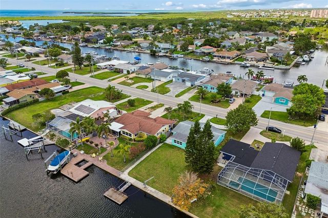 4234 FLORAMAR TERRACE, New Port Richey, FL 34652