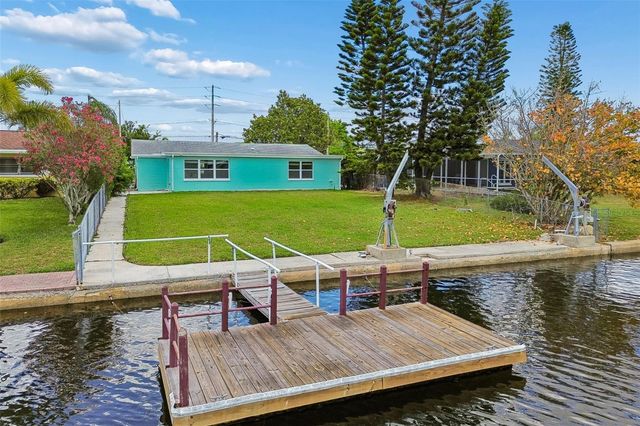 4234 FLORAMAR TERRACE, New Port Richey, FL 34652