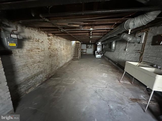 633 N ROBINSON ST, Baltimore, MD 21205
