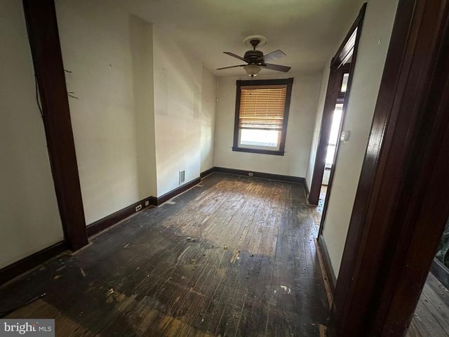 633 N ROBINSON ST, Baltimore, MD 21205
