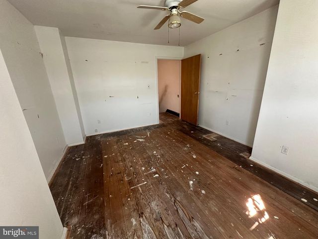 633 N ROBINSON ST, Baltimore, MD 21205