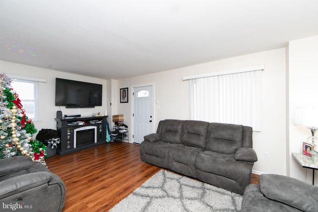 804 FELTON AVE, Sharon Hill, PA 19079