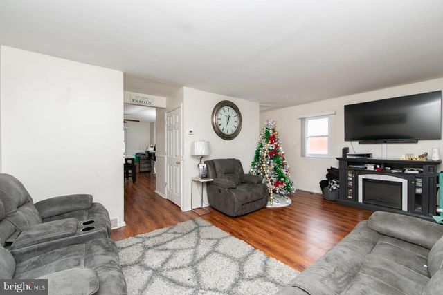 804 FELTON AVE, Sharon Hill, PA 19079