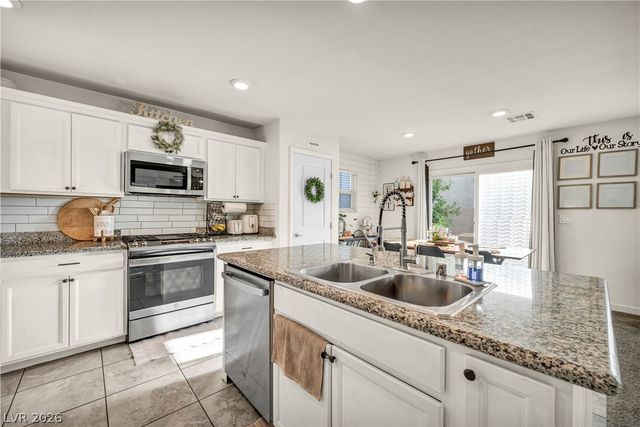 5037 Bloodhound Street, Las Vegas, NV 89122