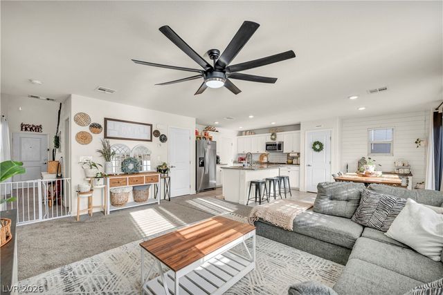 5037 Bloodhound Street, Las Vegas, NV 89122