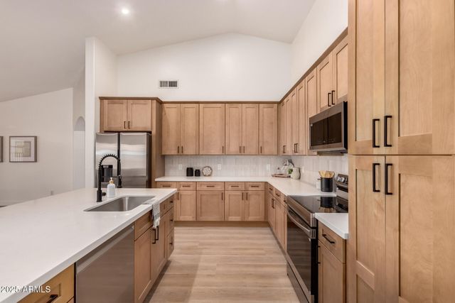 4146 E MEADOW LAND Drive, San Tan Valley, AZ 85140