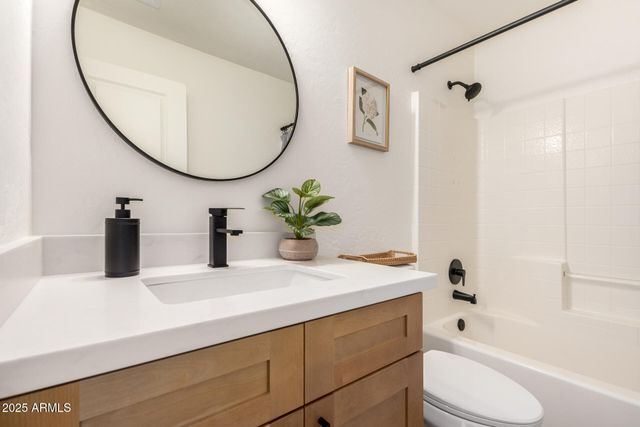 4146 E MEADOW LAND Drive, San Tan Valley, AZ 85140