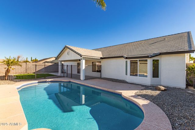 4146 E MEADOW LAND Drive, San Tan Valley, AZ 85140