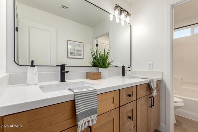 4146 E MEADOW LAND Drive, San Tan Valley, AZ 85140