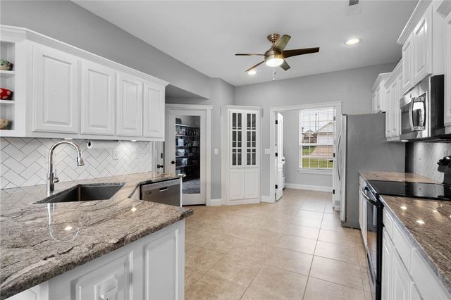 4601 SW Golden Eagle Avenue, Bentonville, AR 72713