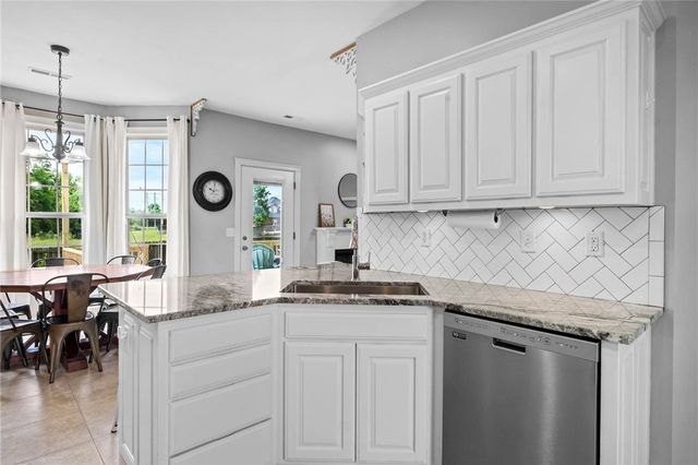 4601 SW Golden Eagle Avenue, Bentonville, AR 72713
