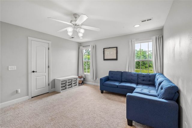 4601 SW Golden Eagle Avenue, Bentonville, AR 72713